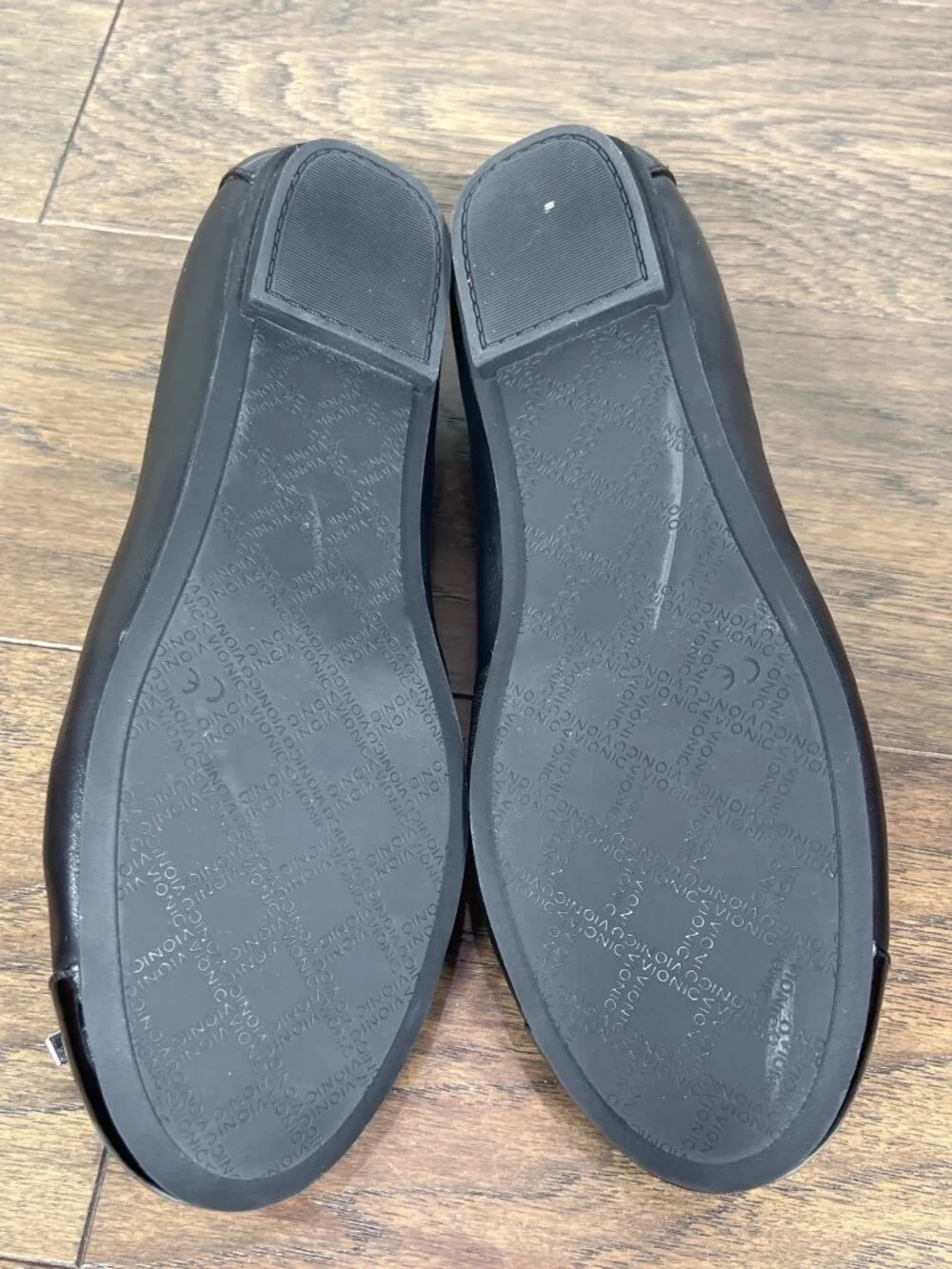 VIONIC Spark Minna Ballet Slipper Flats Black Leather Sz 9.5 EUC